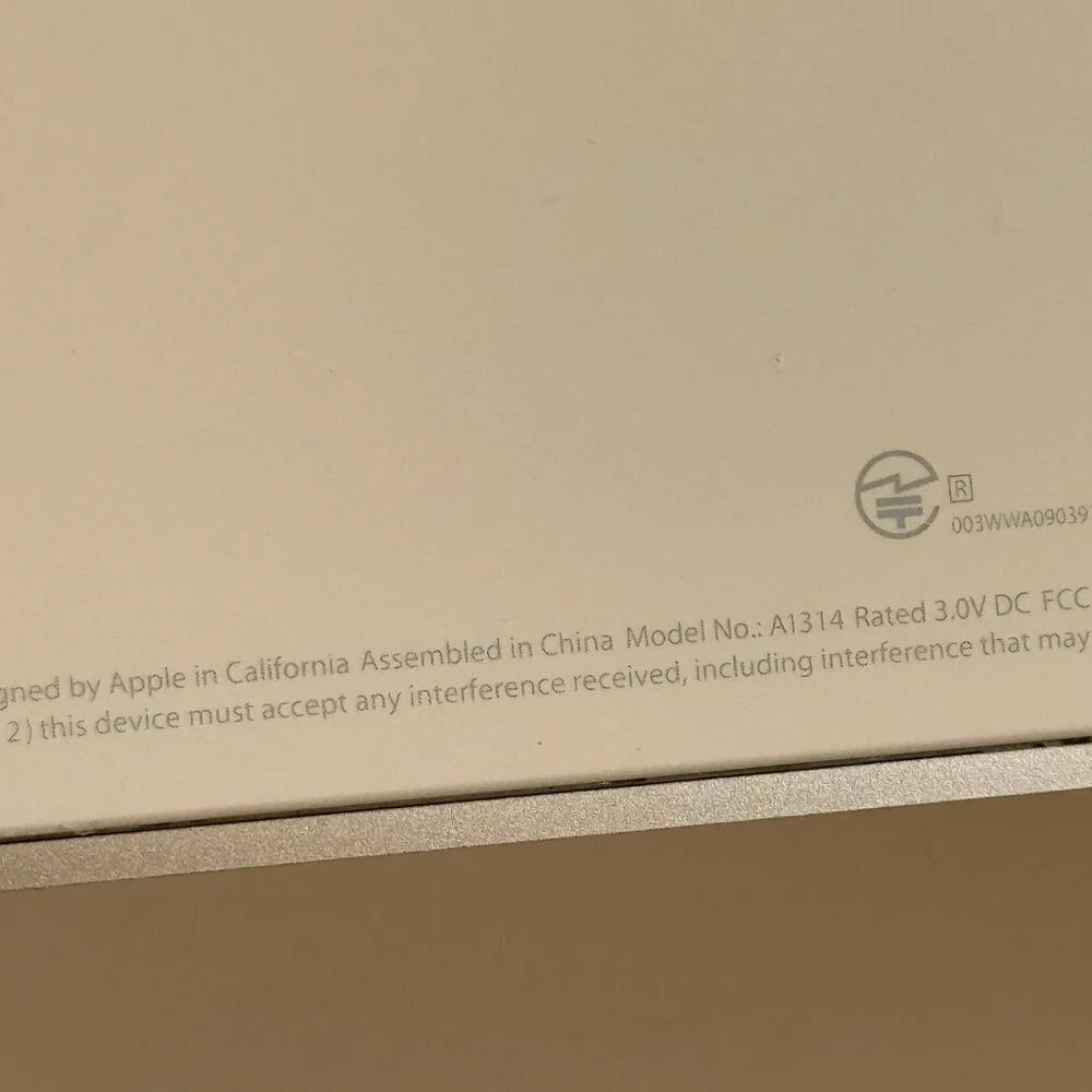 Genuine Apple Wireless Magic Keyboard Bluetooth A1314